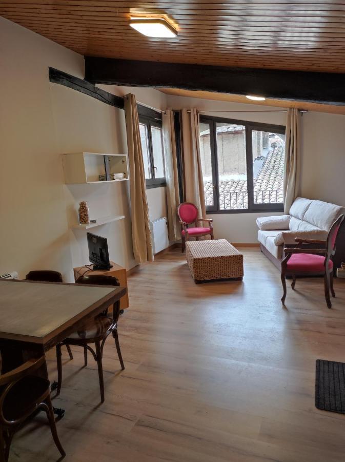 Apt 3 Atic Acollidor Al Centre De Vic - Aptgarbi Bagian luar foto